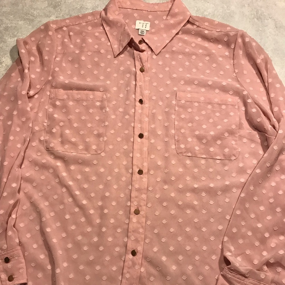SUMMER CLOSE OUT: Sheer pink top for work or event